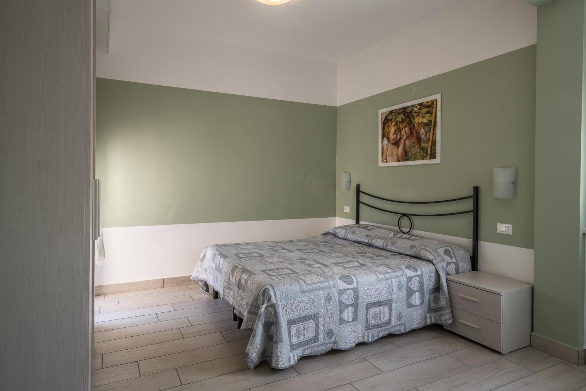 Appartamenti Residence Tulipano Sirmione Buitenkant foto