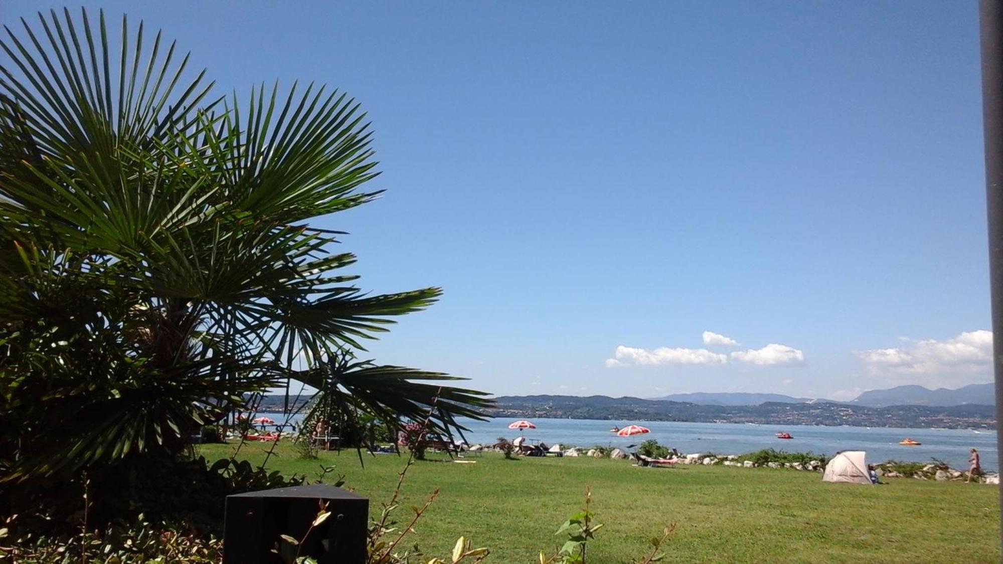 Appartamenti Residence Tulipano Sirmione Buitenkant foto