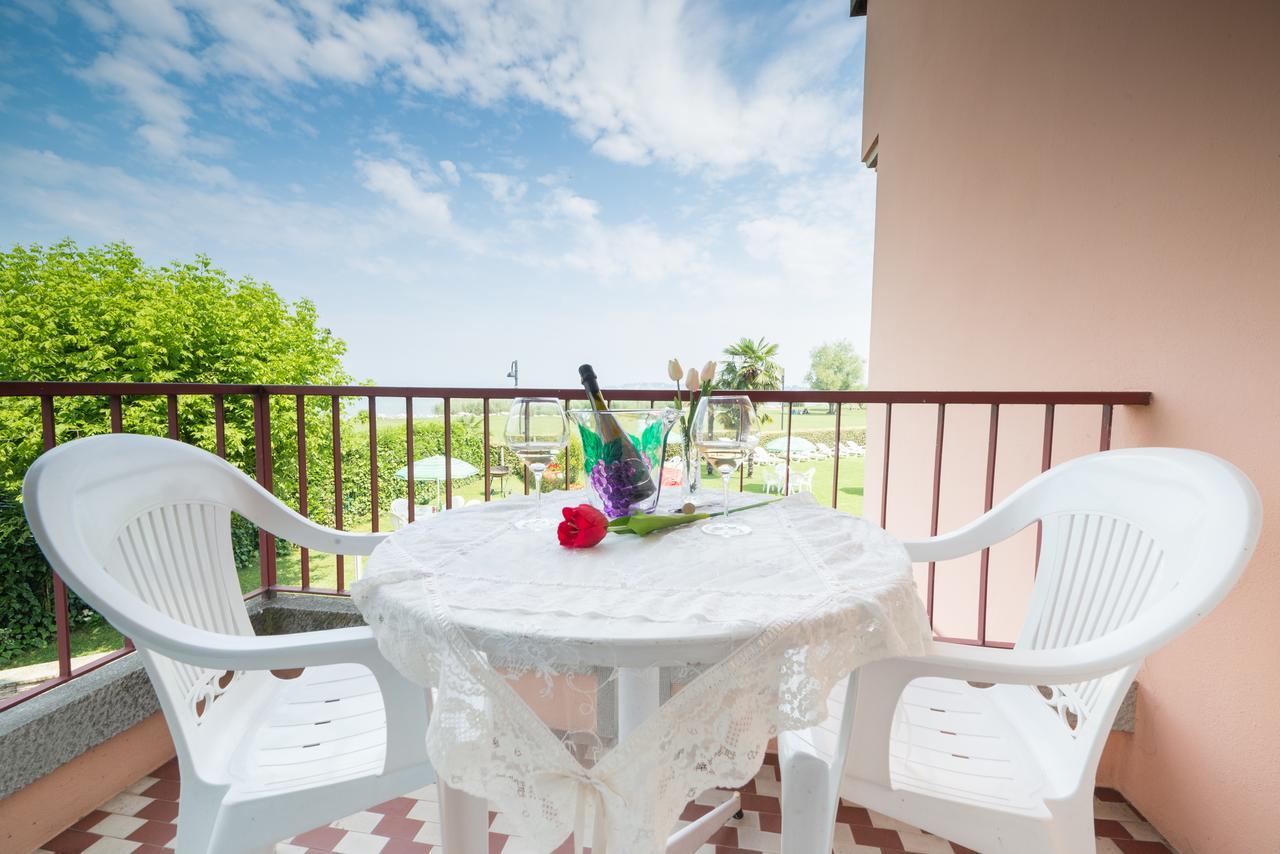 Appartamenti Residence Tulipano Sirmione Buitenkant foto