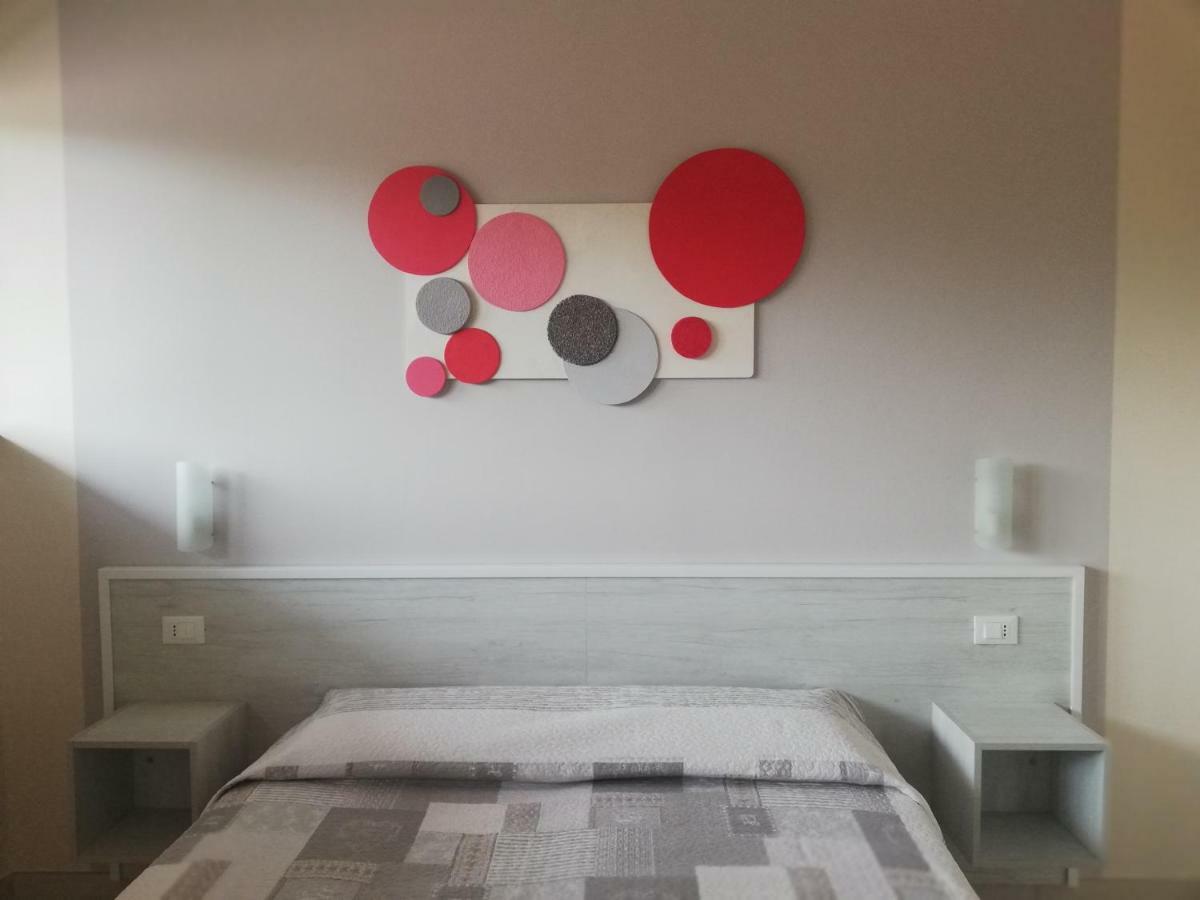 Appartamenti Residence Tulipano Sirmione Buitenkant foto