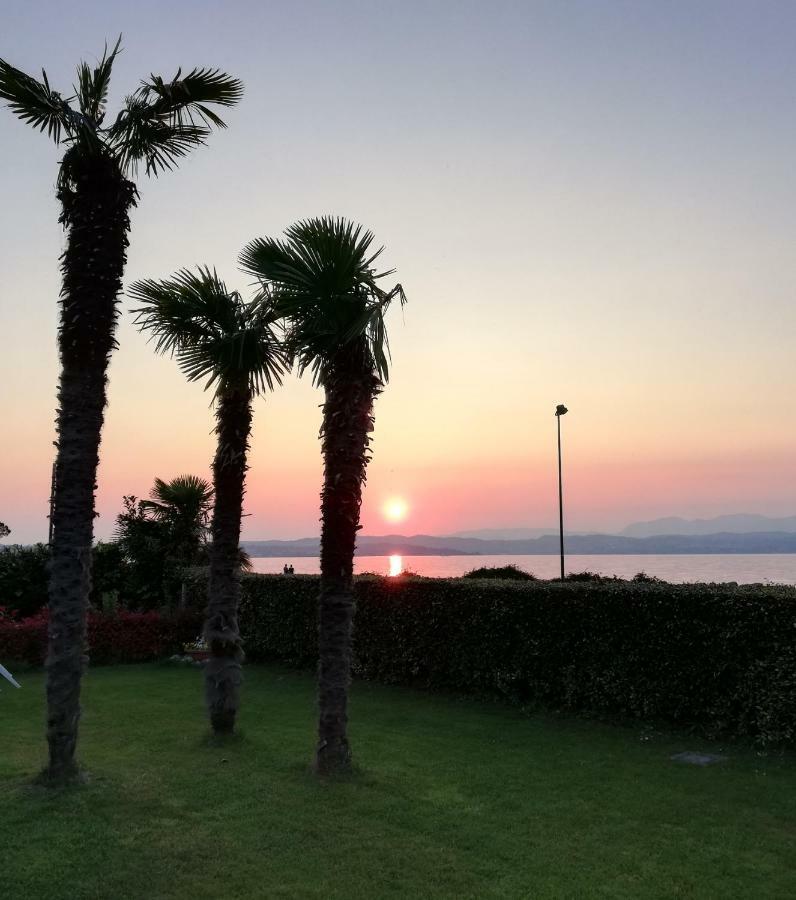 Appartamenti Residence Tulipano Sirmione Buitenkant foto