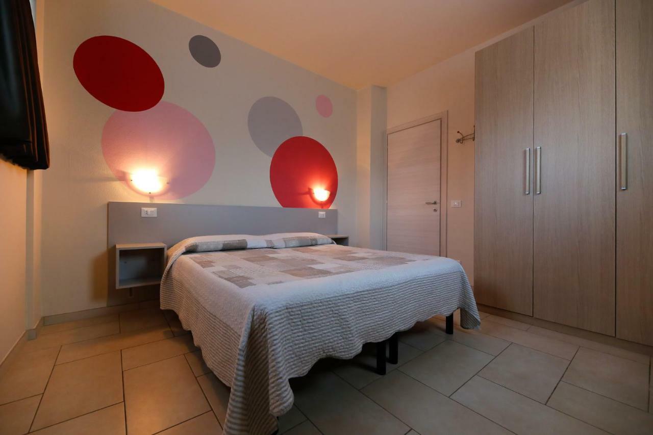 Appartamenti Residence Tulipano Sirmione Buitenkant foto