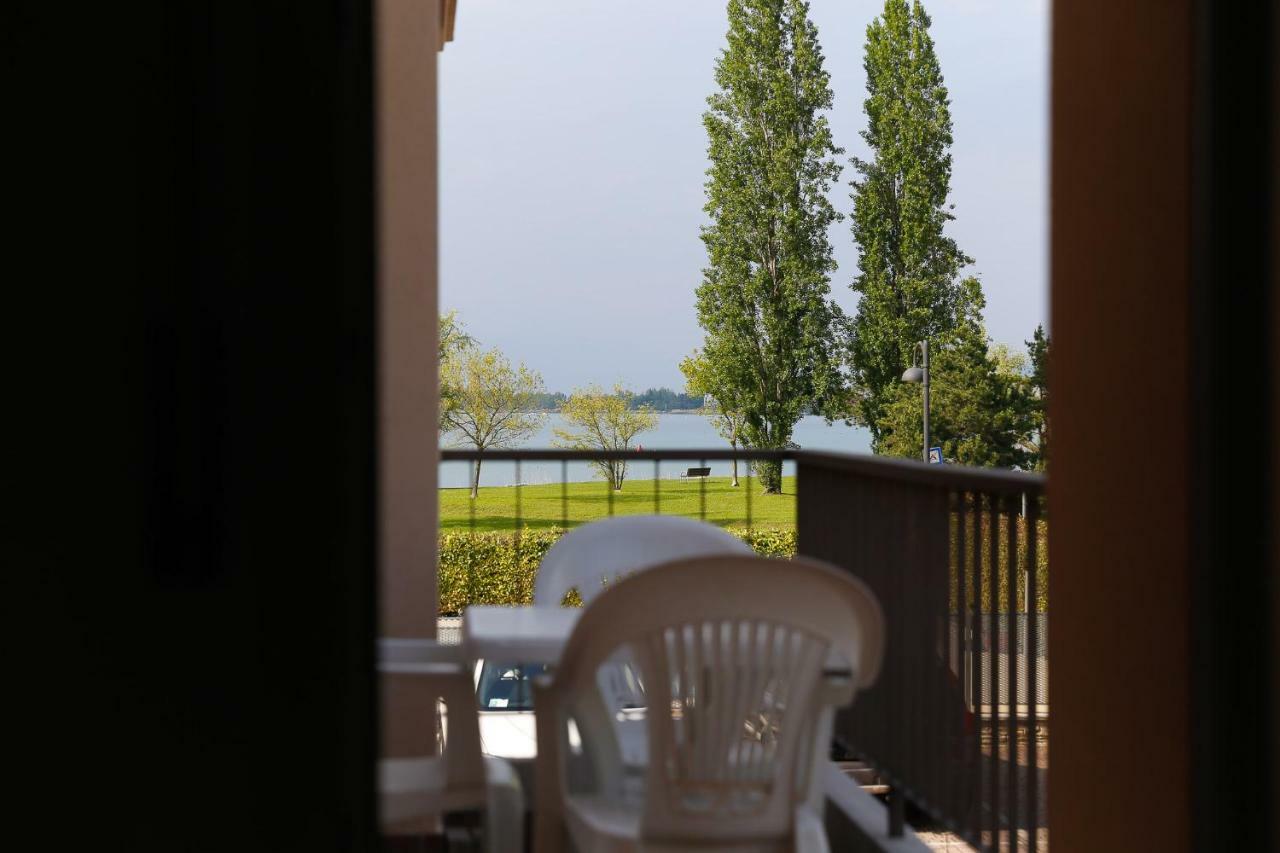 Appartamenti Residence Tulipano Sirmione Buitenkant foto